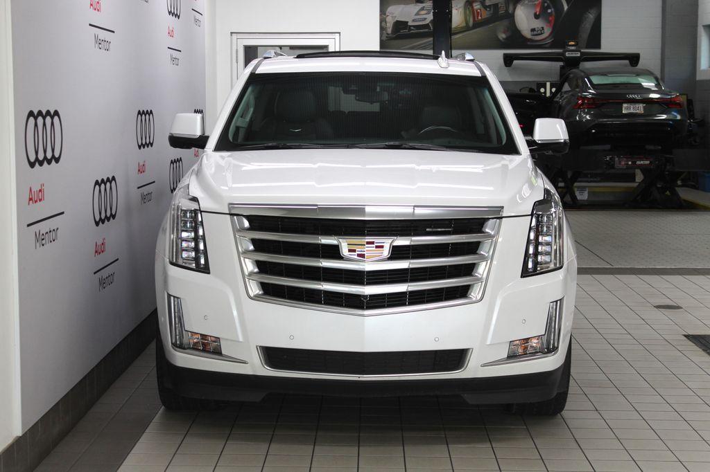 used 2020 Cadillac Escalade ESV car, priced at $41,754