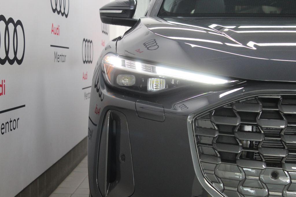 new 2025 Audi Q5 car, priced at $59,110