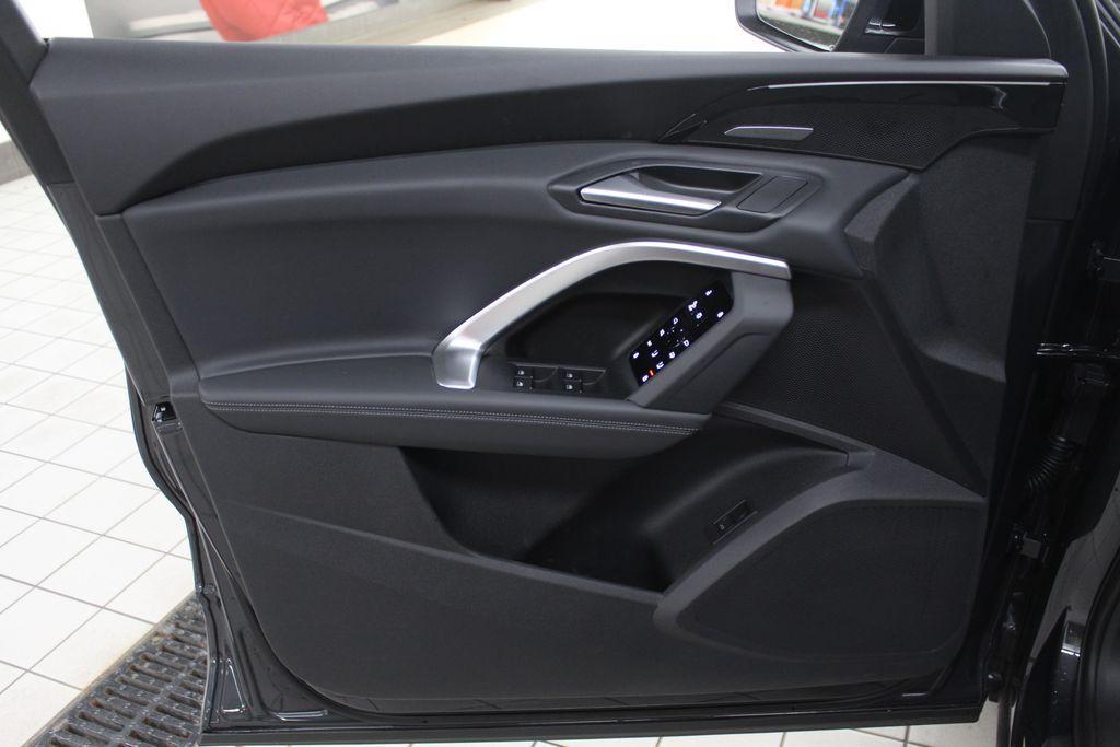 new 2025 Audi Q5 car, priced at $60,975