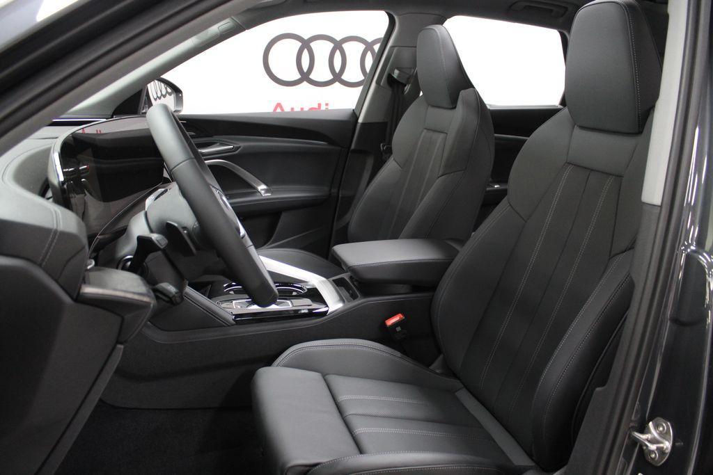 new 2025 Audi Q5 car, priced at $60,975