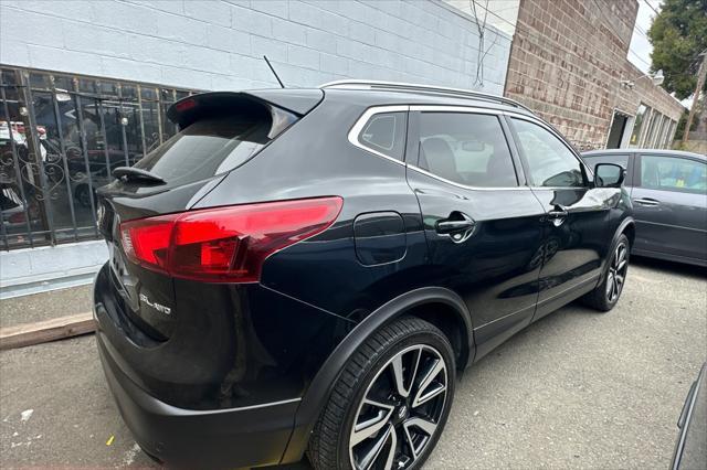 used 2019 Nissan Rogue Sport car, priced at $17,598