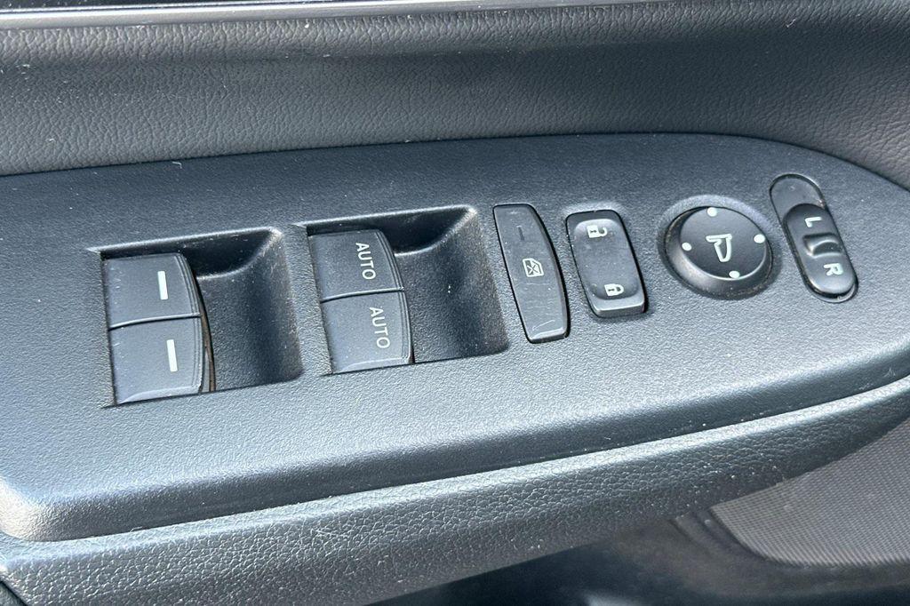 used 2021 Honda CR-V Hybrid car, priced at $24,488