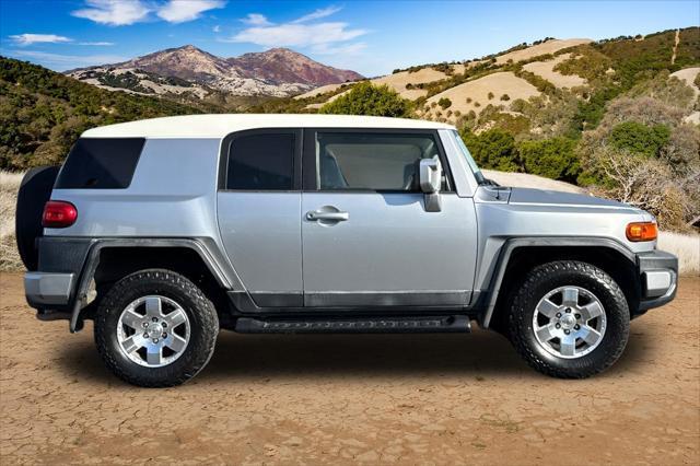 used 2007 Toyota FJ Cruiser car, priced at $16,445