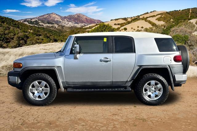 used 2007 Toyota FJ Cruiser car, priced at $16,445