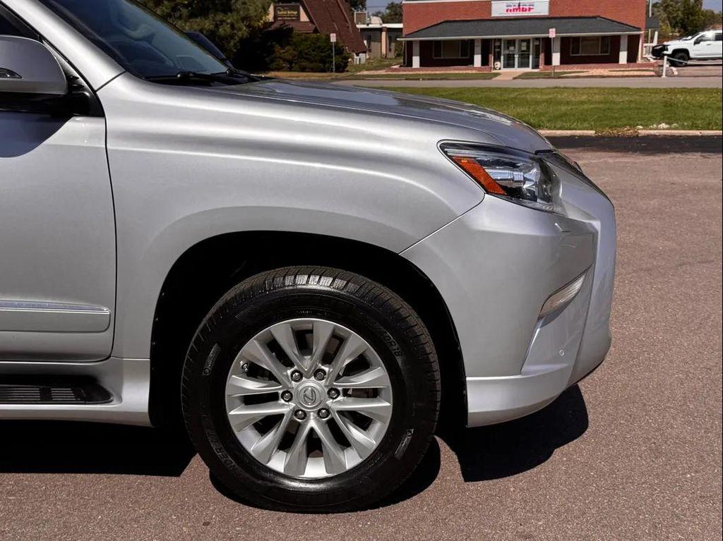 used 2017 Lexus GX 460 car, priced at $27,999