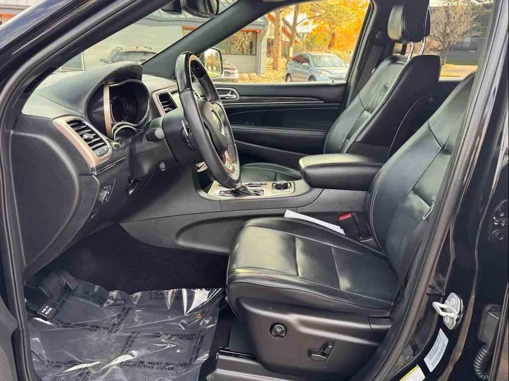 used 2017 Jeep Grand Cherokee car, priced at $18,999