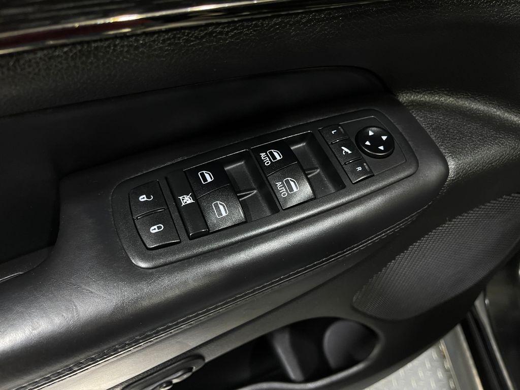 used 2018 Jeep Grand Cherokee car, priced at $20,290