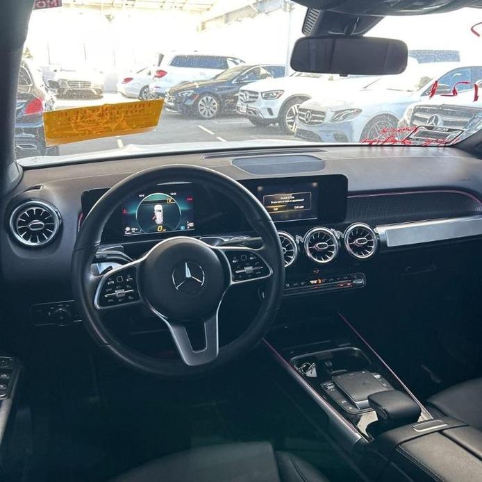 used 2021 Mercedes-Benz GLB 250 car, priced at $26,900