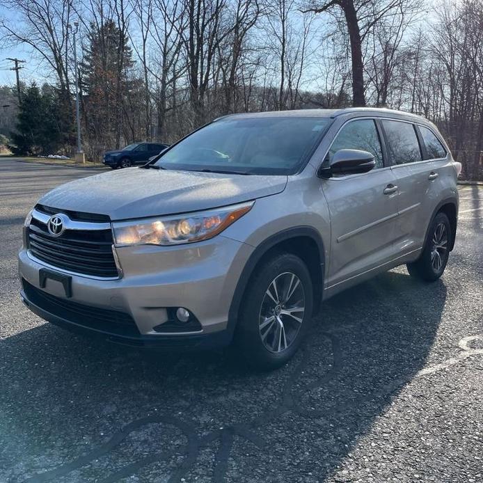 used 2016 Toyota Highlander car, priced at $21,000