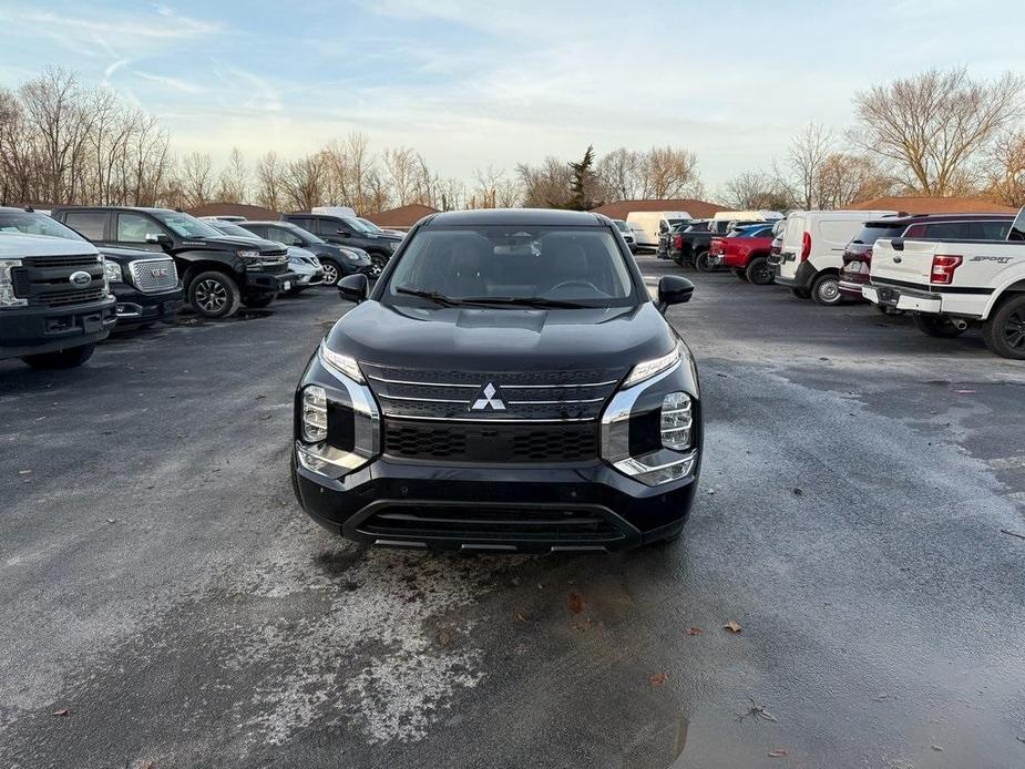 used 2024 Mitsubishi Outlander car, priced at $24,000