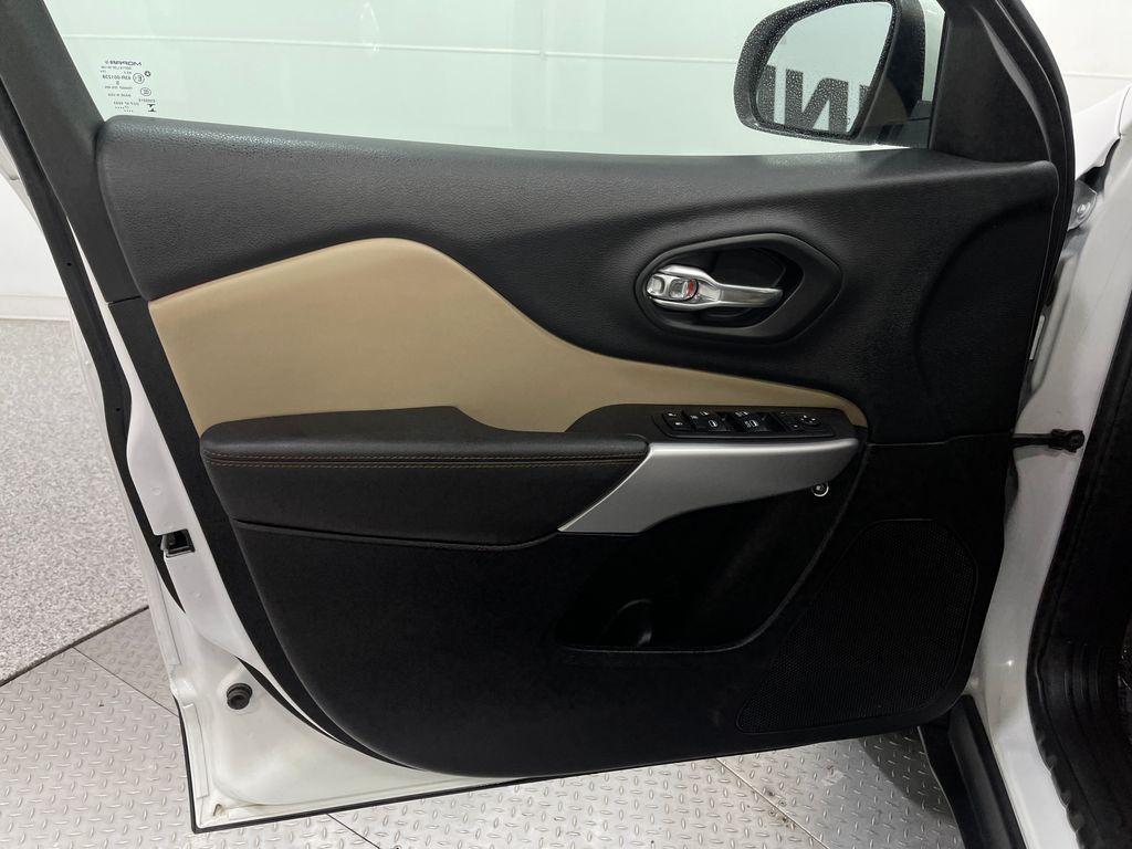used 2018 Jeep Cherokee car, priced at $15,934