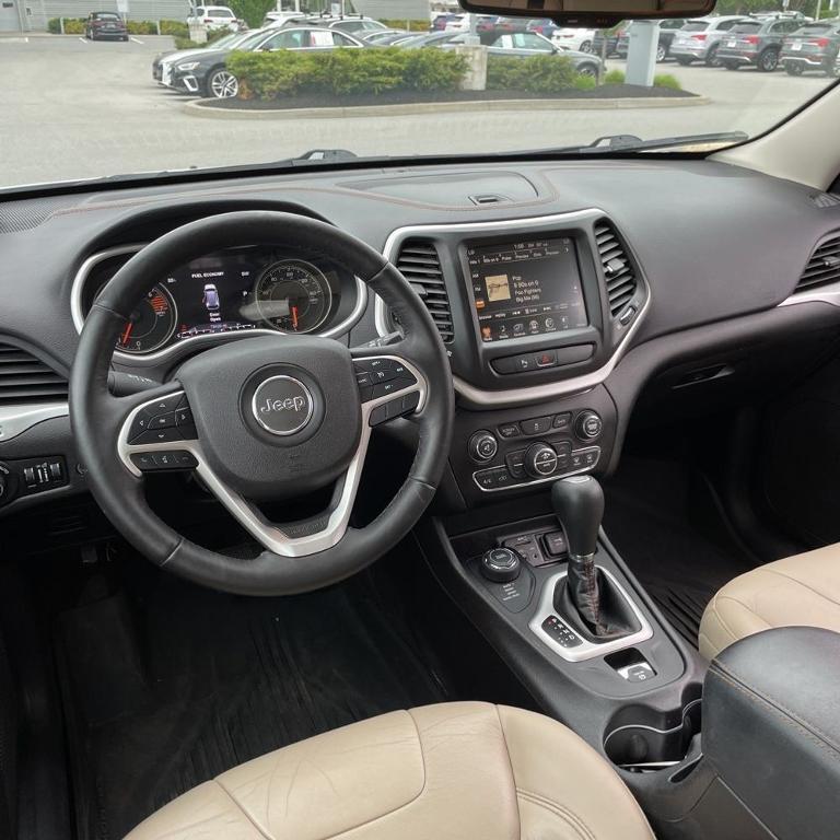 used 2018 Jeep Cherokee car, priced at $17,390