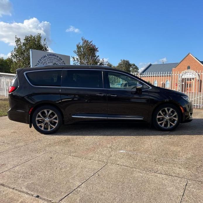 used 2018 Chrysler Pacifica car, priced at $19,900