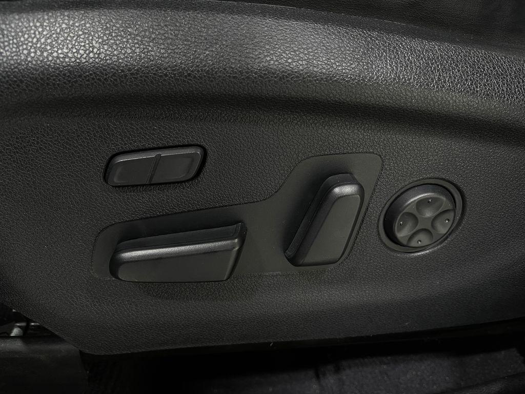 used 2016 Kia Sorento car, priced at $12,990