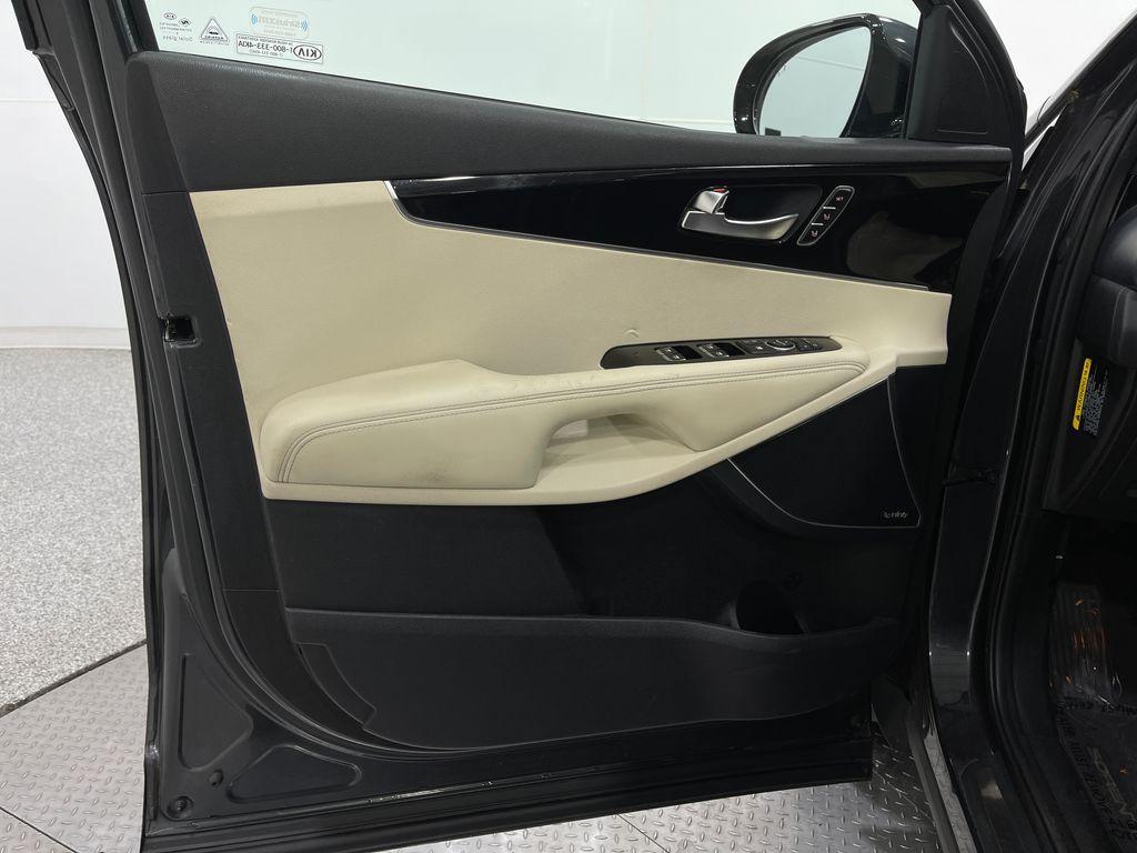 used 2016 Kia Sorento car, priced at $12,990