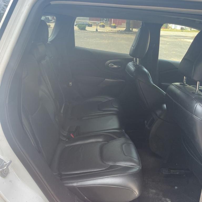 used 2019 Jeep Cherokee car, priced at $15,795
