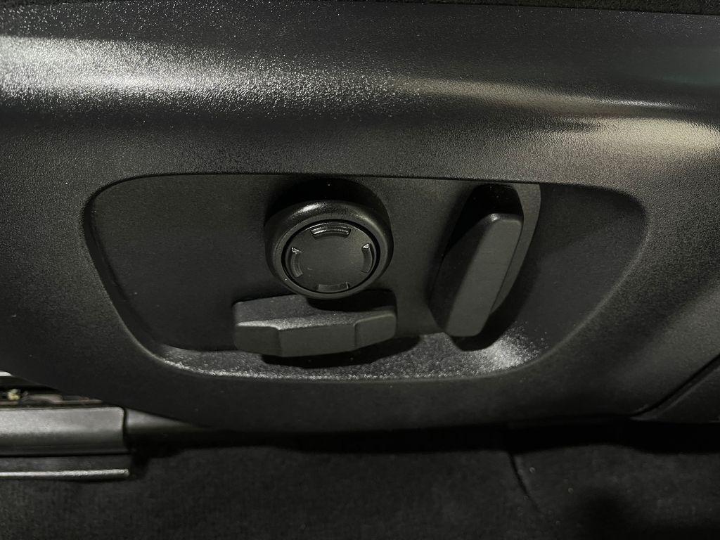 used 2020 Land Rover Range Rover Evoque car, priced at $22,890
