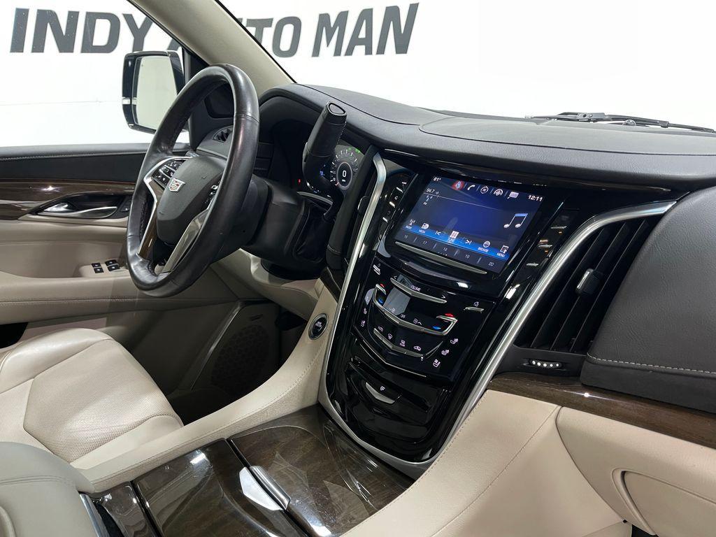 used 2020 Cadillac Escalade car, priced at $34,960