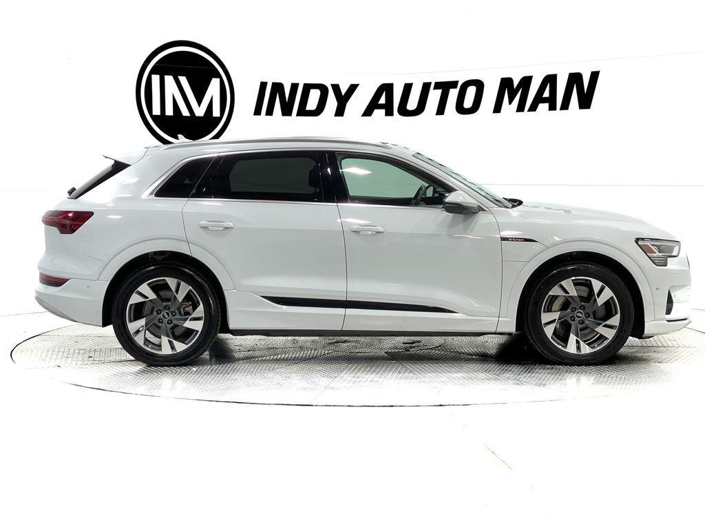 used 2021 Audi e-tron car, priced at $31,000