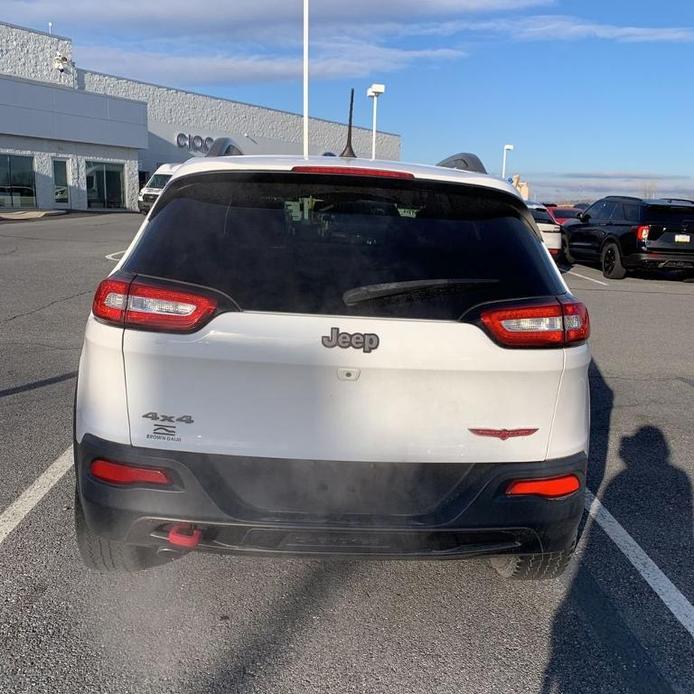 used 2017 Jeep Cherokee car, priced at $17,995