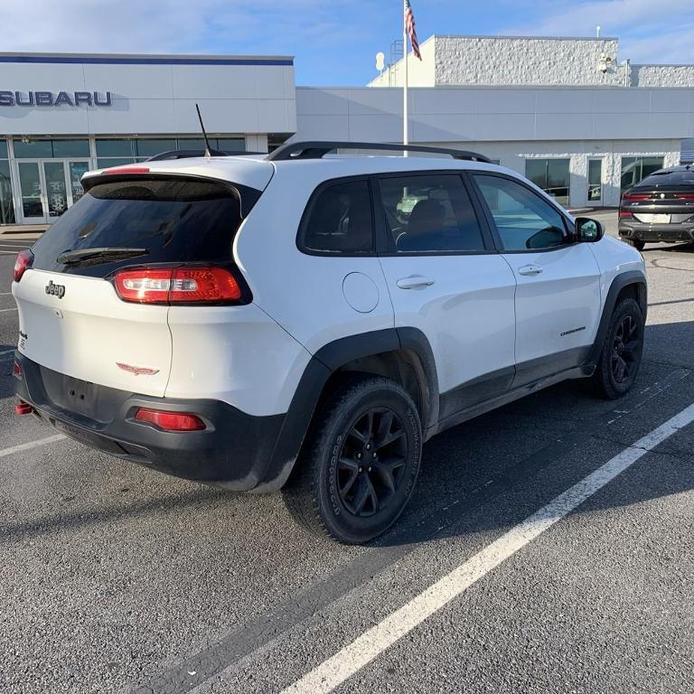 used 2017 Jeep Cherokee car, priced at $17,995