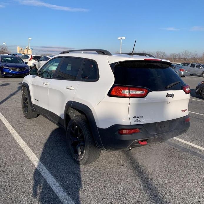 used 2017 Jeep Cherokee car, priced at $17,995