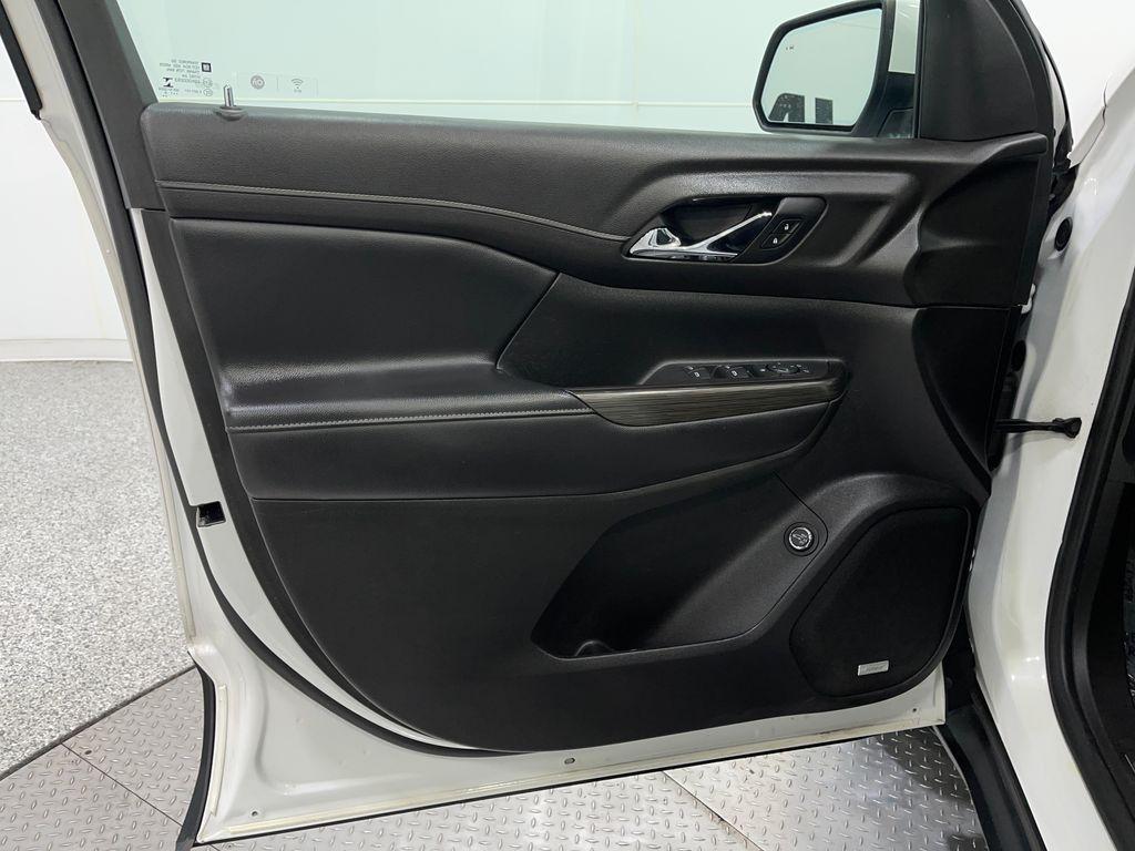 used 2019 GMC Acadia car, priced at $19,197