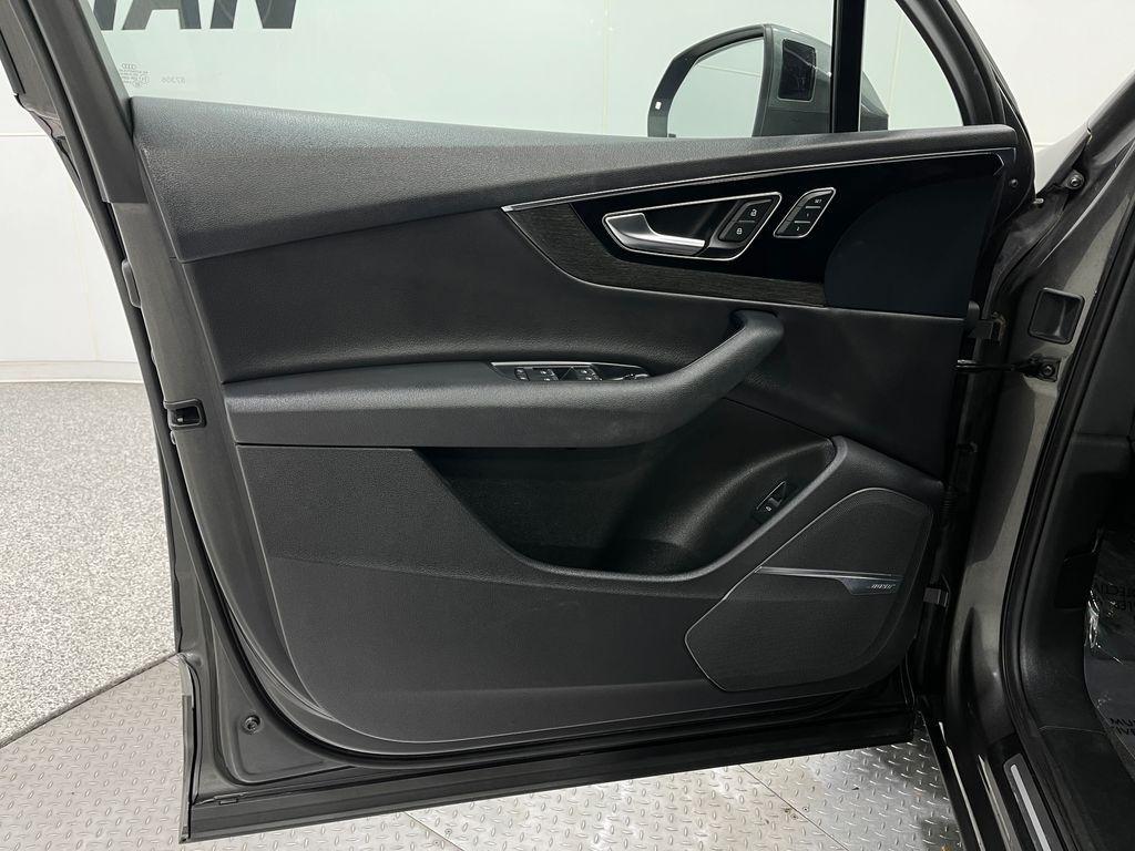 used 2018 Audi Q7 car, priced at $20,280