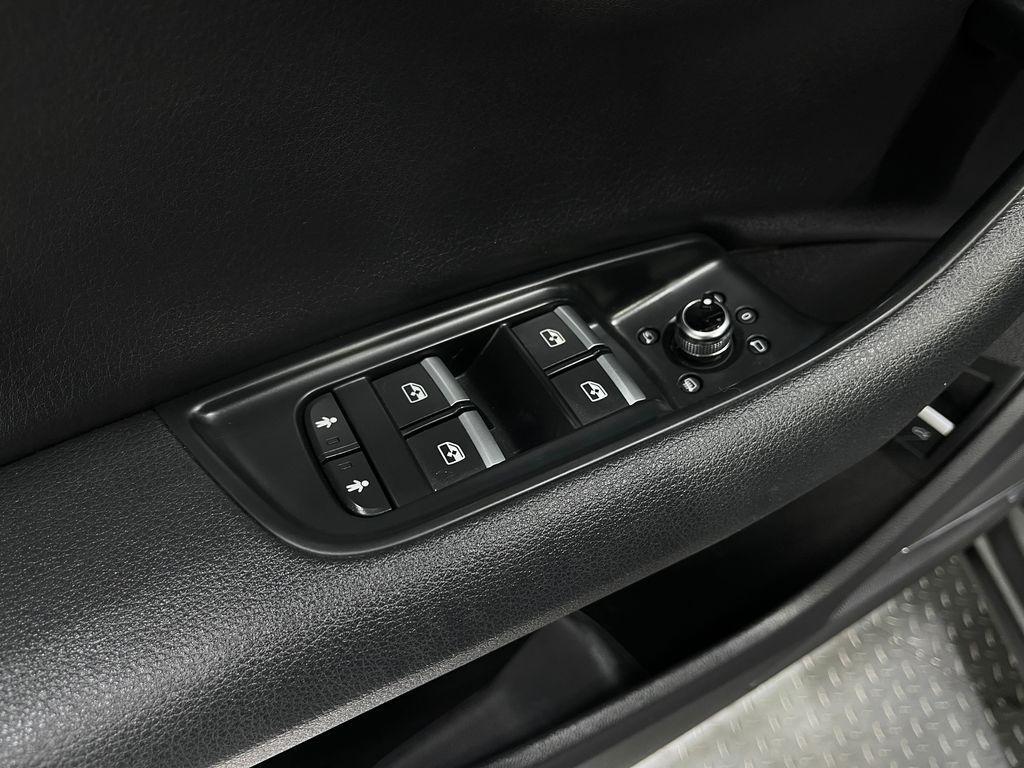 used 2018 Audi Q7 car, priced at $20,280