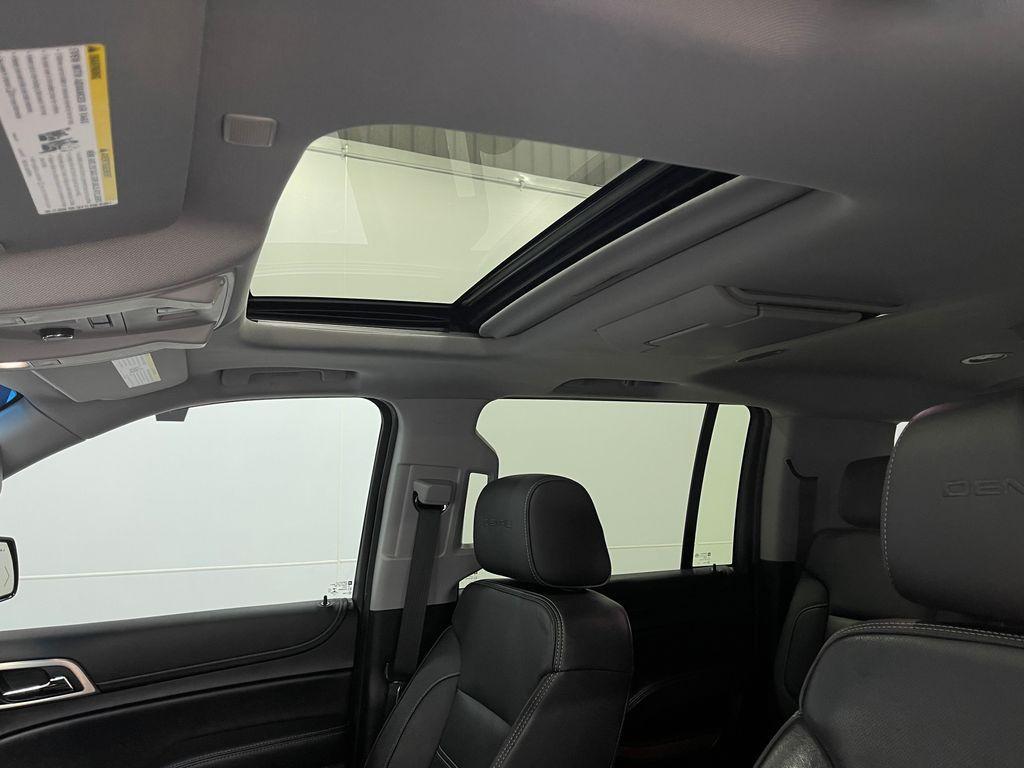 used 2019 GMC Yukon XL car, priced at $33,890