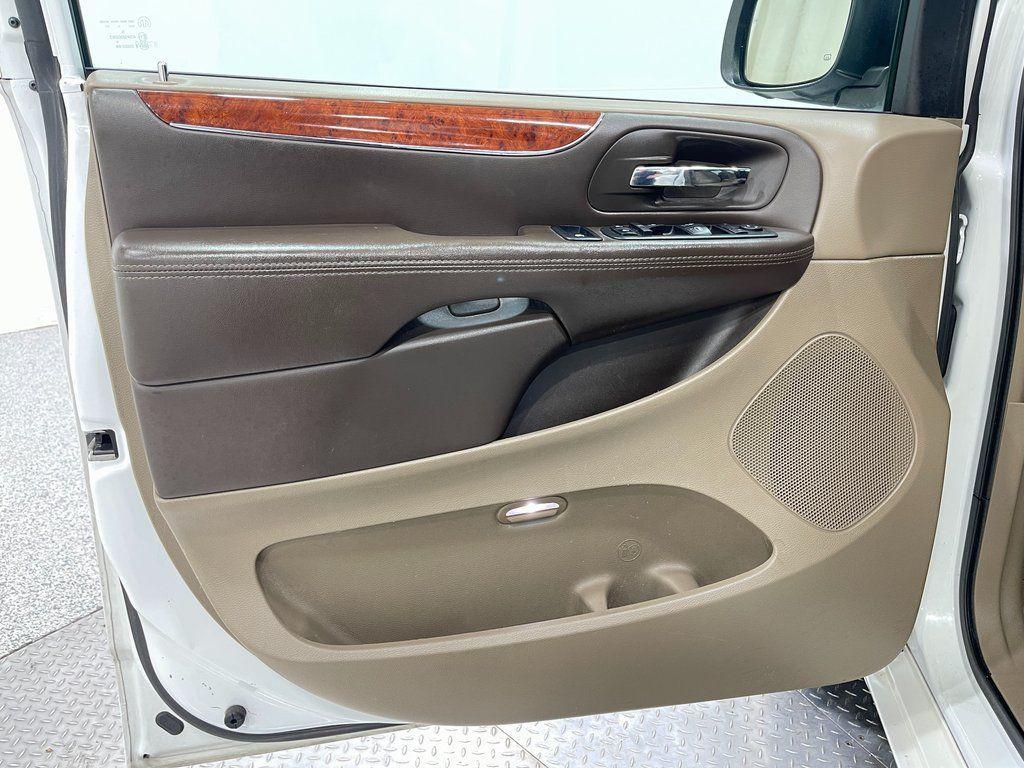 used 2014 Chrysler Town & Country car, priced at $7,450