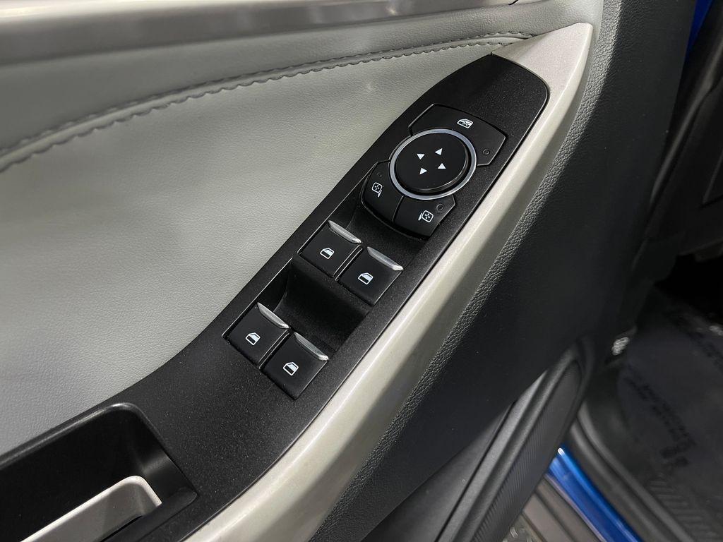 used 2022 Ford Explorer car, priced at $27,290