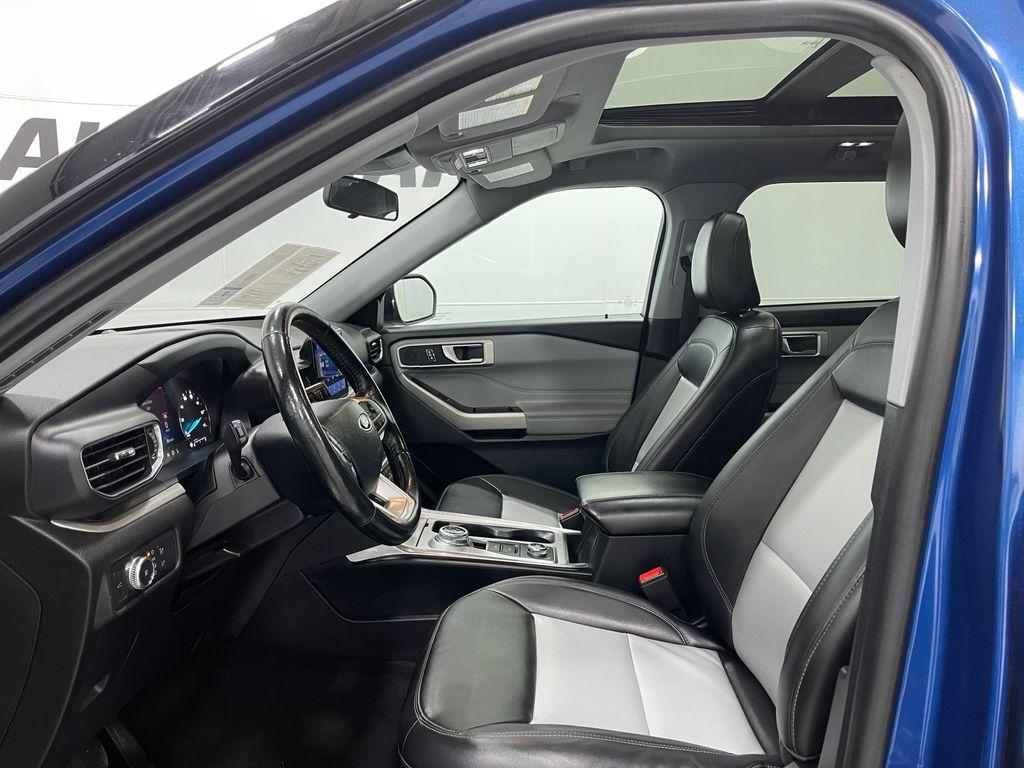 used 2022 Ford Explorer car, priced at $27,290