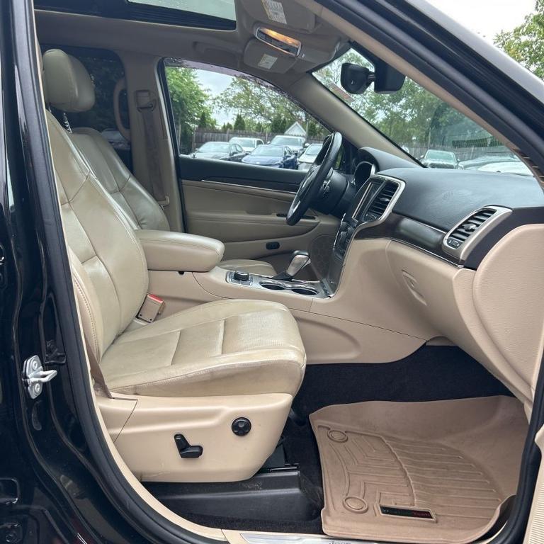 used 2017 Jeep Grand Cherokee car, priced at $17,000