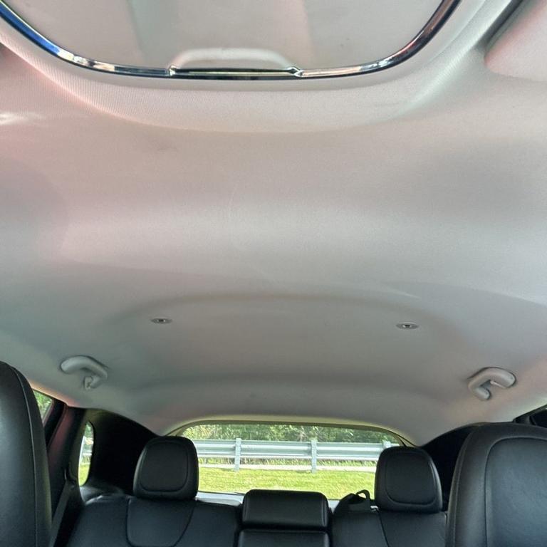 used 2019 Jeep Cherokee car, priced at $17,500