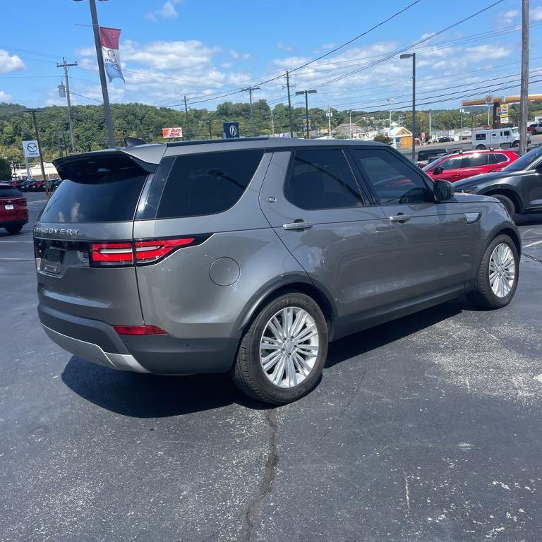 used 2019 Land Rover Discovery car, priced at $22,500