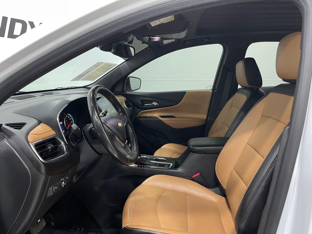 used 2021 Chevrolet Equinox car, priced at $21,120