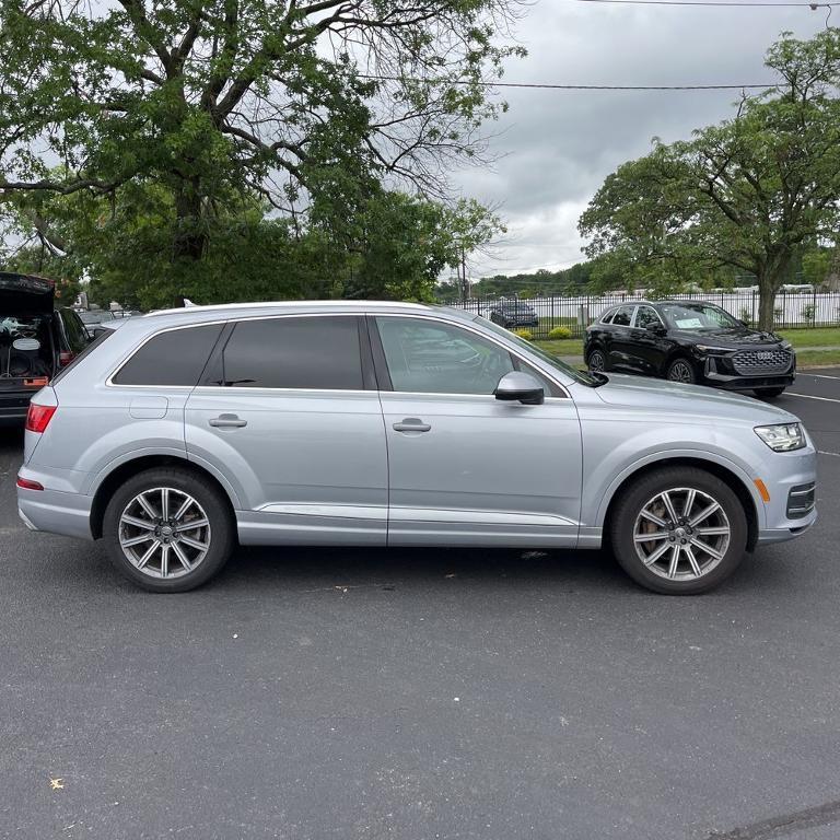 used 2018 Audi Q7 car, priced at $22,570