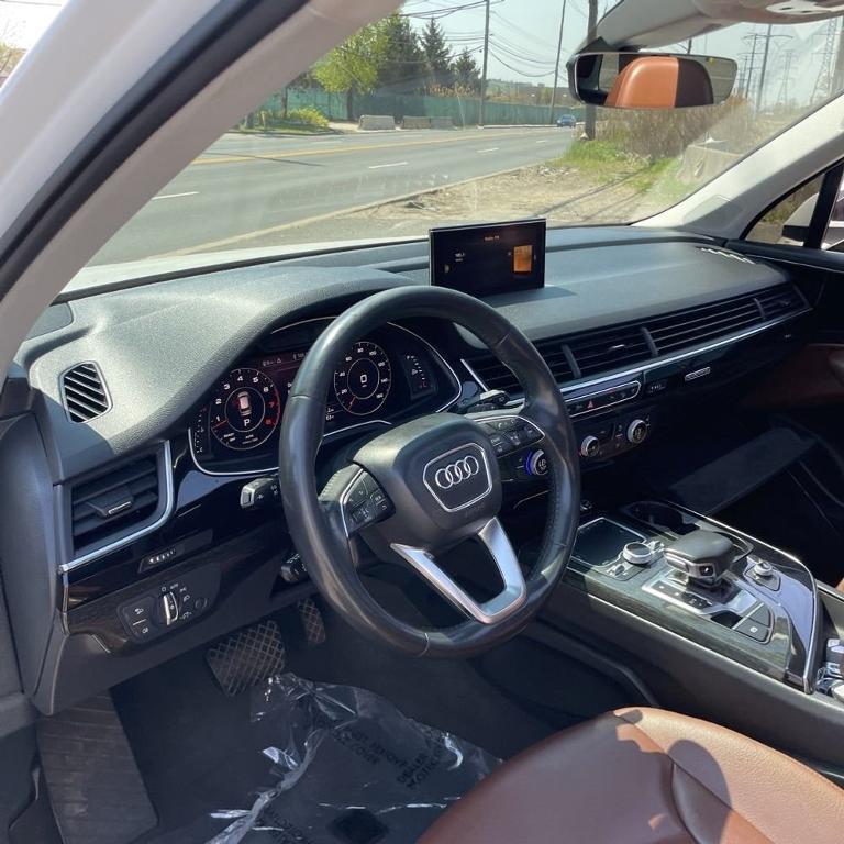used 2018 Audi Q7 car, priced at $20,604