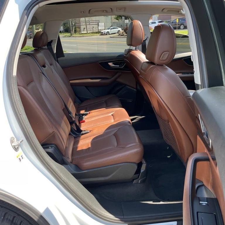 used 2018 Audi Q7 car, priced at $20,604
