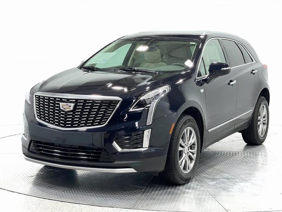 used 2021 Cadillac XT5 car, priced at $30,130