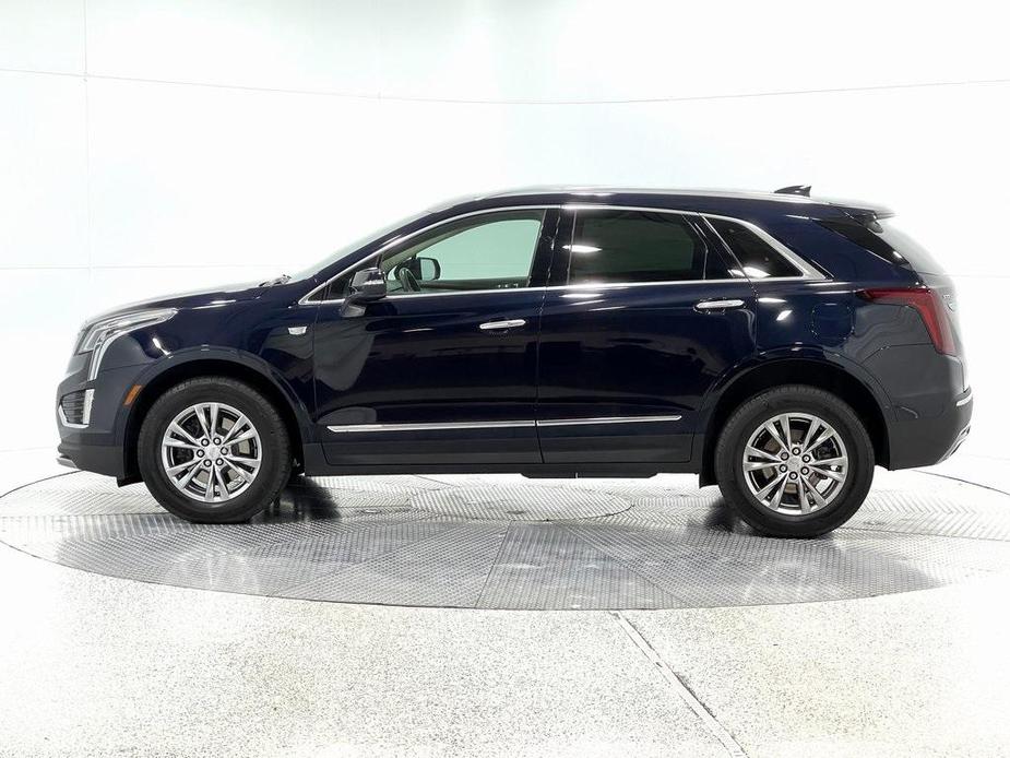 used 2021 Cadillac XT5 car, priced at $30,130