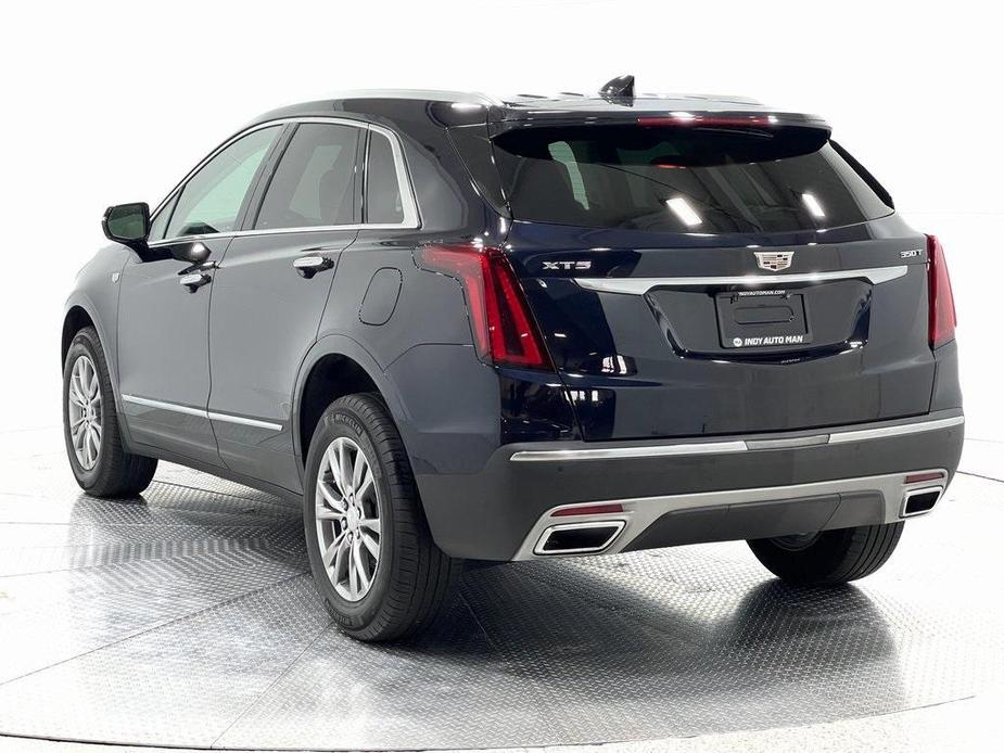 used 2021 Cadillac XT5 car, priced at $30,130