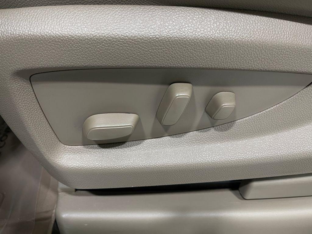 used 2019 GMC Yukon XL car, priced at $29,663