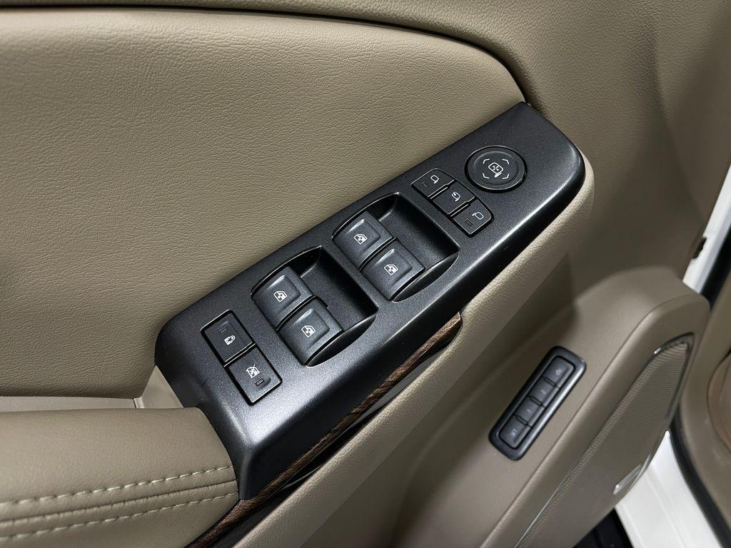 used 2019 GMC Yukon XL car, priced at $29,663