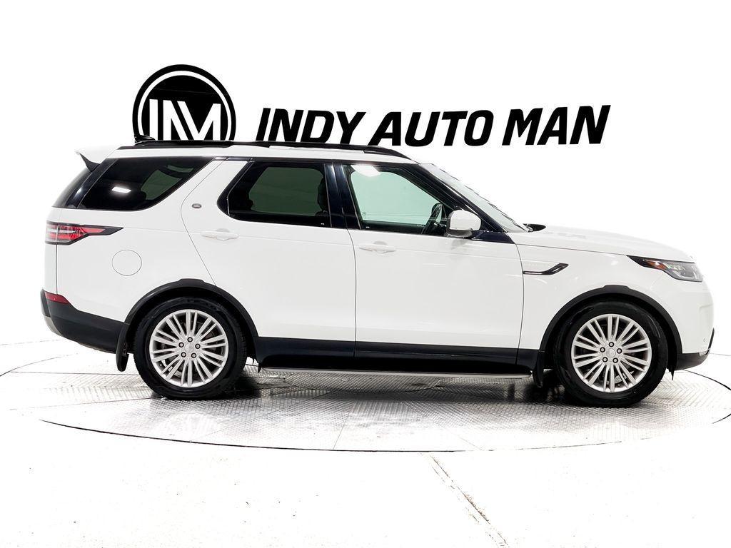 used 2017 Land Rover Discovery car, priced at $18,315