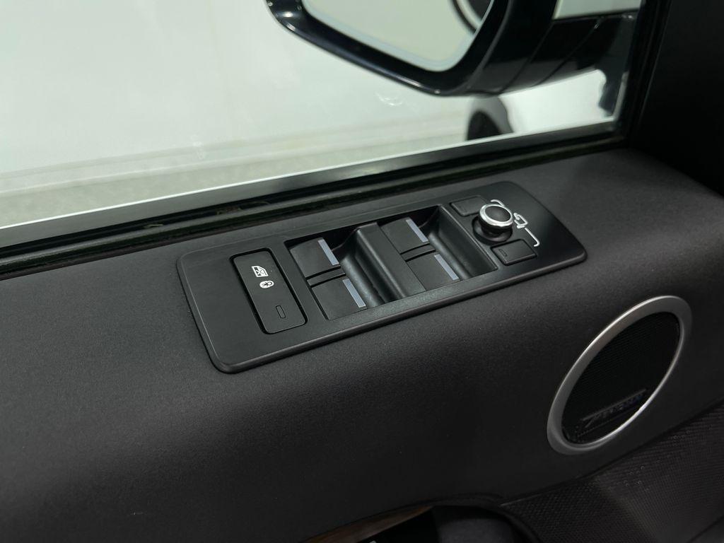used 2017 Land Rover Discovery car, priced at $18,315