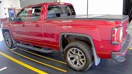 used 2018 GMC Sierra 1500 car, priced at $28,300