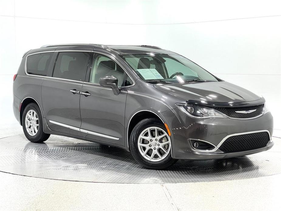 used 2020 Chrysler Pacifica car, priced at $18,800