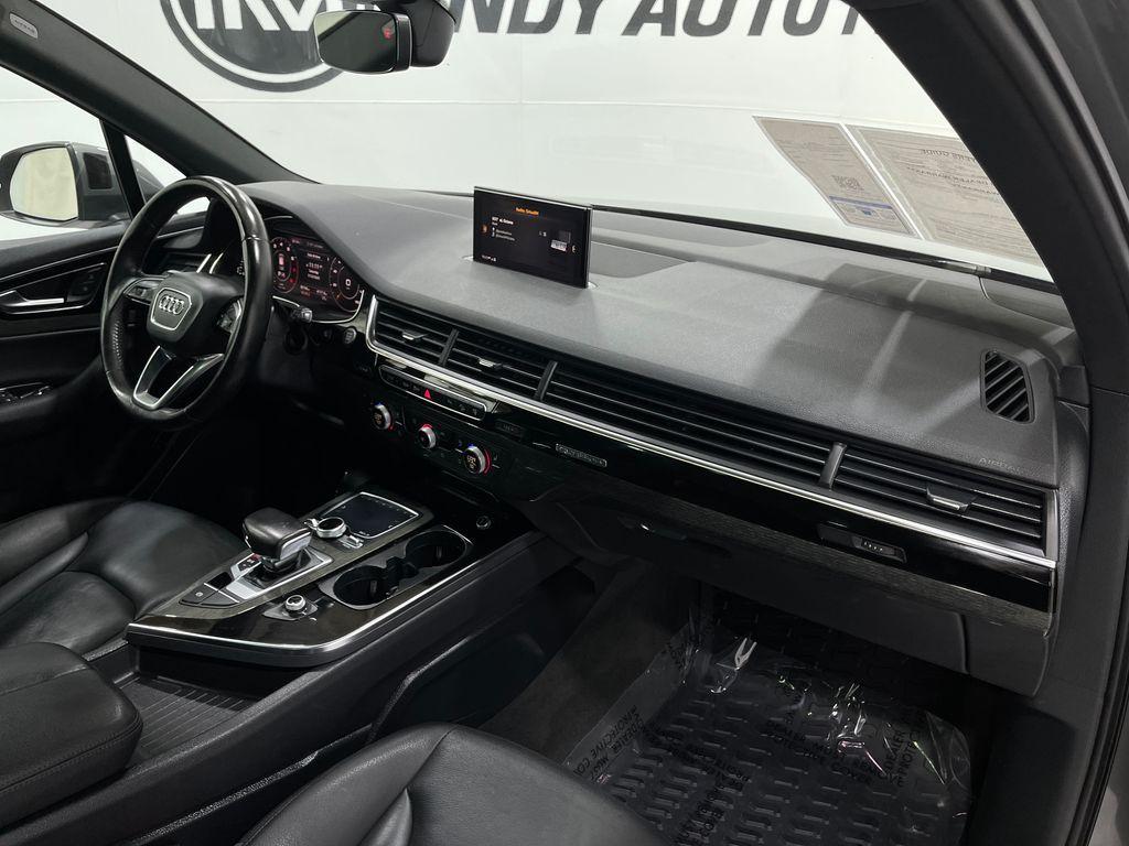 used 2017 Audi Q7 car, priced at $17,550